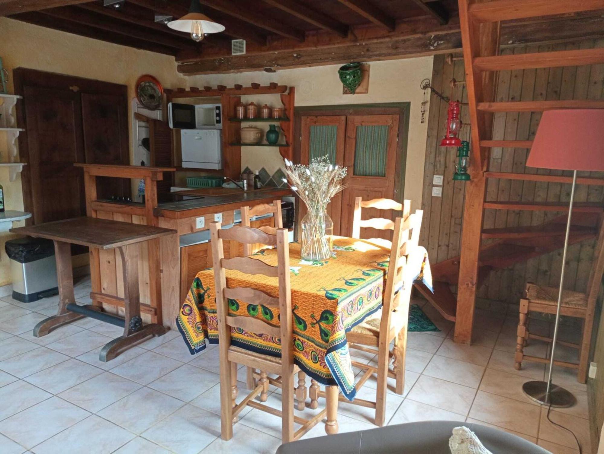 Gites Des Esselards Yzeron Bagian luar foto