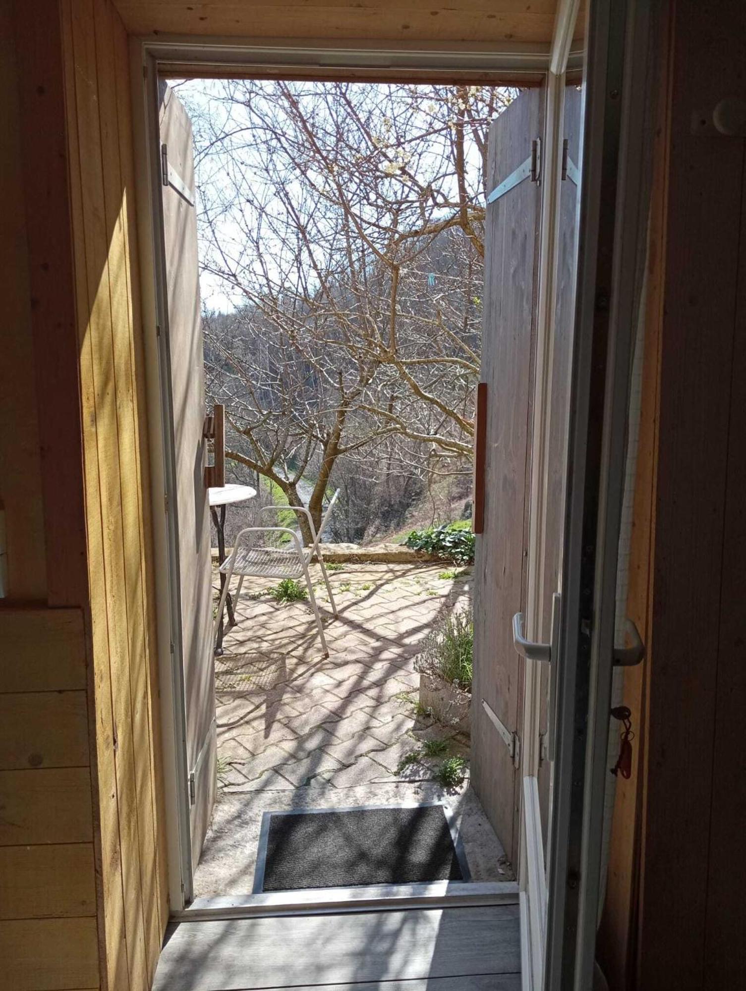 Gites Des Esselards Yzeron Ruang foto